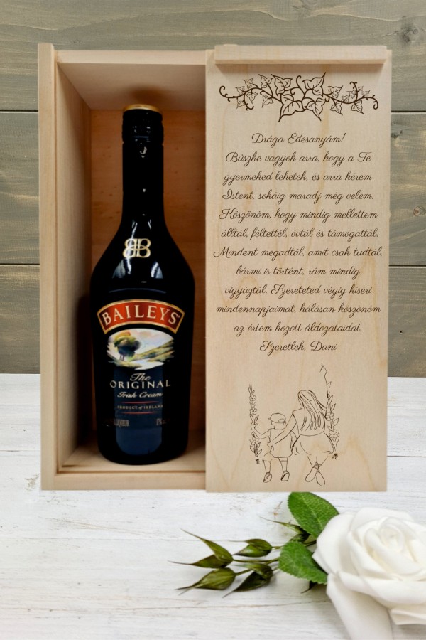 Anya és fia Örömanya köszöntő italos ajándék díszdoboz