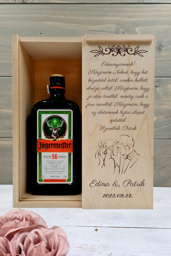 Az ifjú pár Örömanya köszöntő italos ajándék díszdoboz