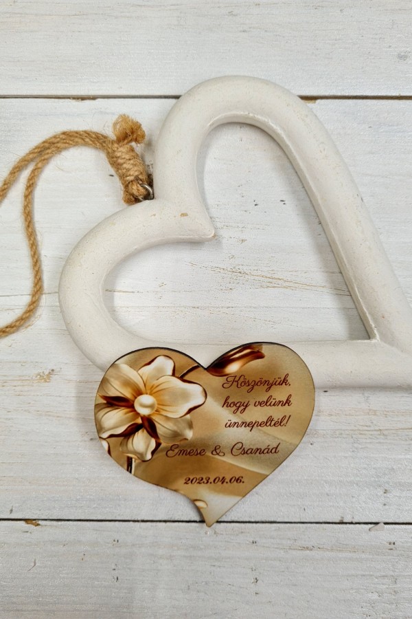 Fehér virág köszönőajándék hűtőmágnes esküvőre