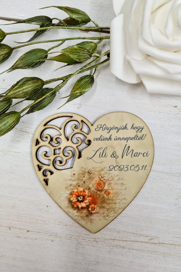 Gerbera vendégköszöntő ajándék hűtőmágnes esküvőre