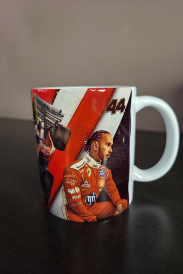 F1 Lewis Hamilton ajándékcsomag rajongóknak