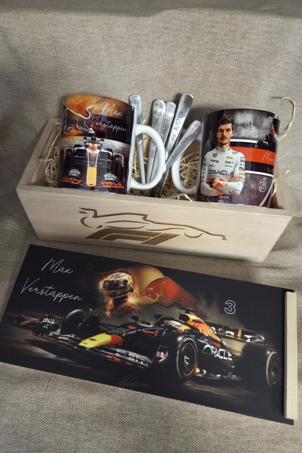F1 Max Verstappen ajándékcsomag rajongóknak 
