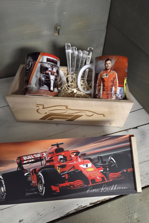 F1 Kimi Raikkonen ajándékcsomag rajongóknak