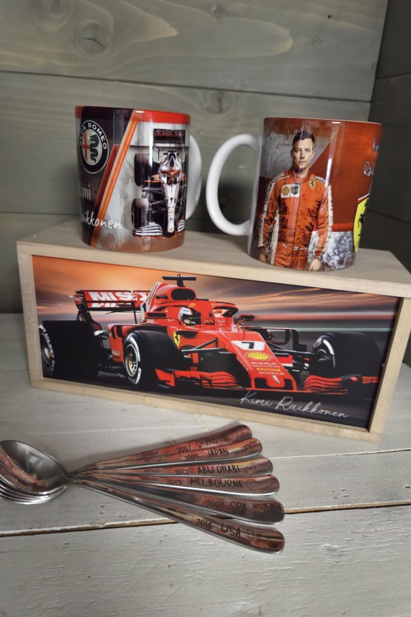 F1 Kimi Raikkonen ajándékcsomag rajongóknak