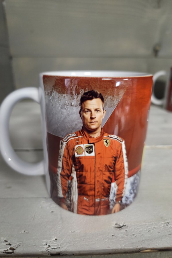F1 Kimi Raikkonen rajongói bögre