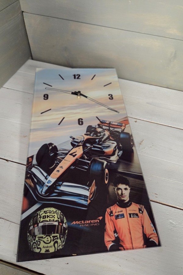 F1 Lando Norris üveg falióra 