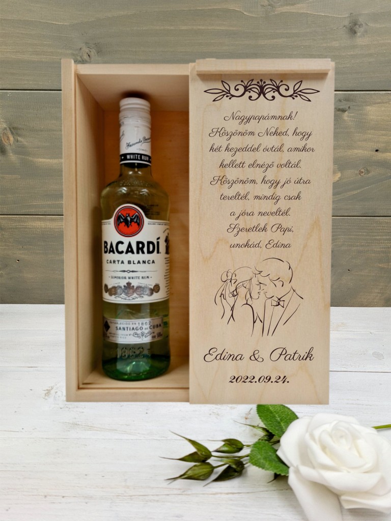  Az ifjú pár Nagypapa köszöntő italos ajándék díszdoboz