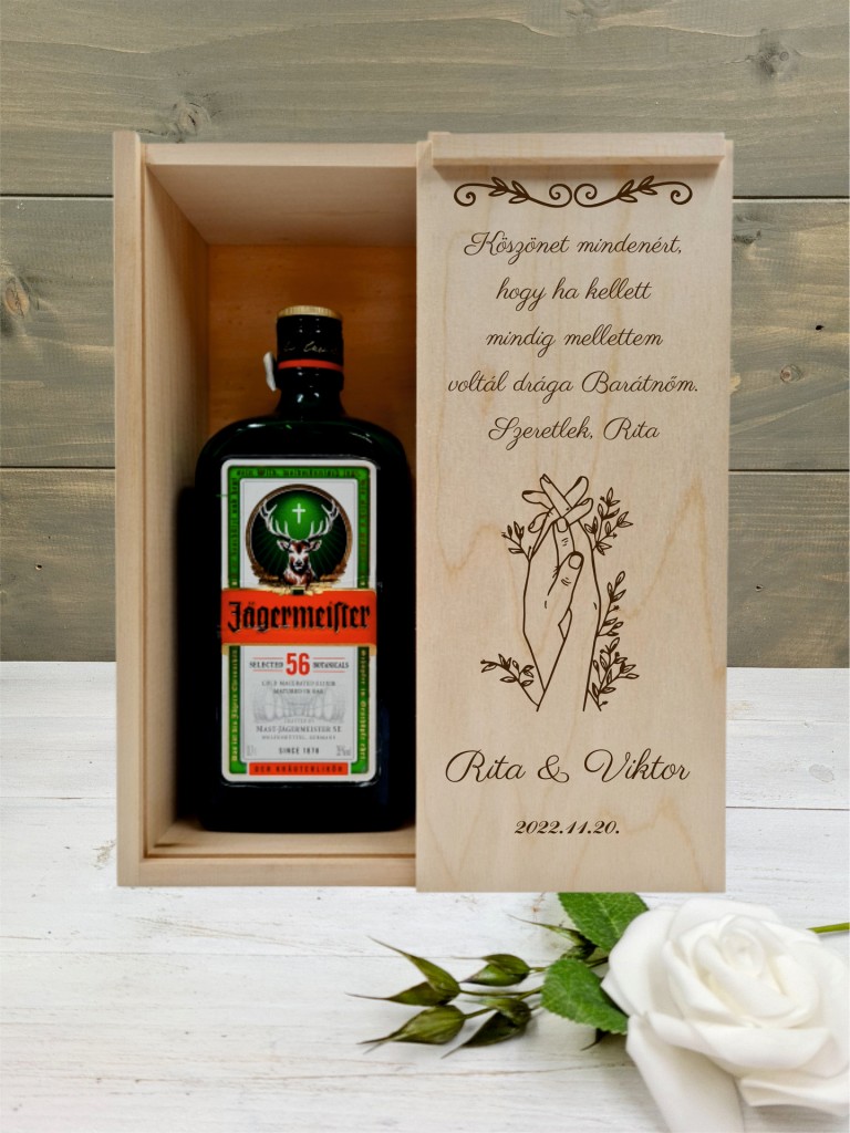 Összefonodó kezek Barát köszöntő italos ajándék díszdoboz