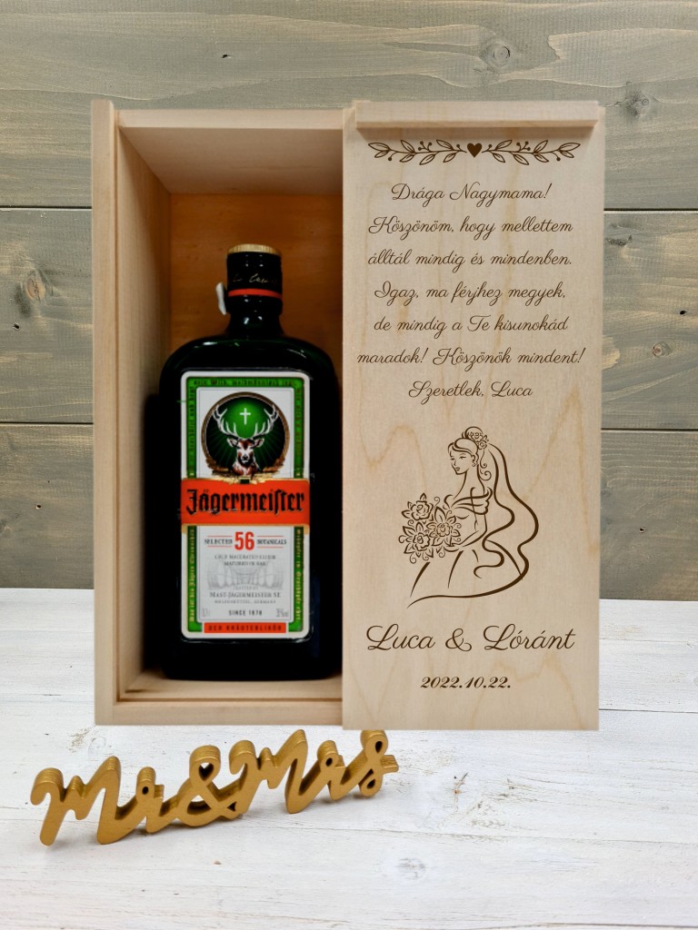 Menyasszony Nagymama köszöntő italos ajándék díszdoboz