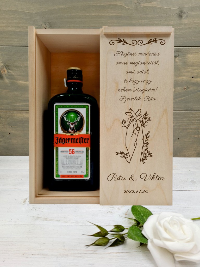 Összefonodó kezek Testvér köszöntő italos ajándék díszdoboz