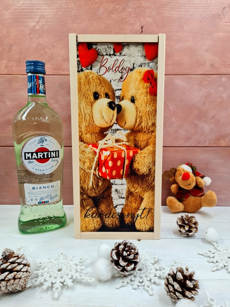 Szerelmes mackók italos ajándék díszdoboz 