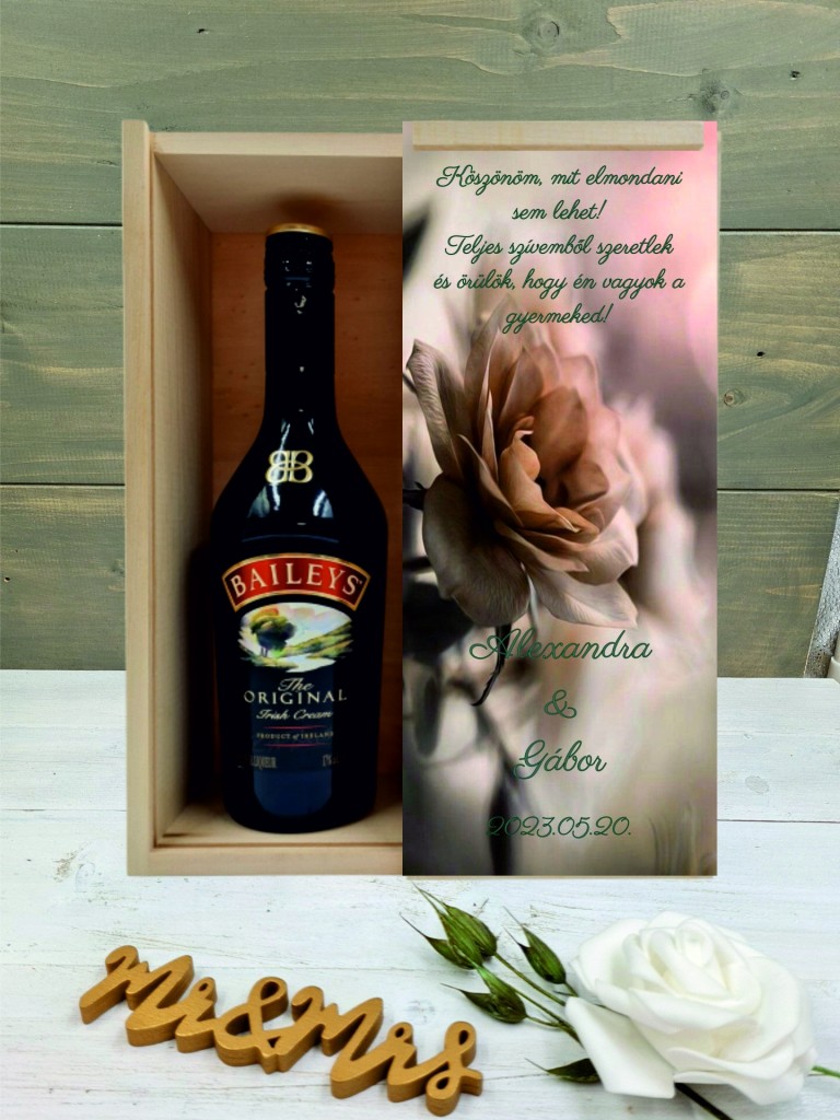 Rózsaszál italos szülőköszöntő ajándékdoboz esküvőre
