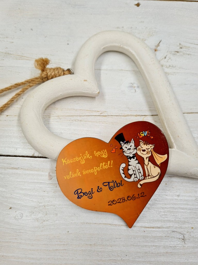 Cica pár köszönőajándék hűtőmágnes esküvőre