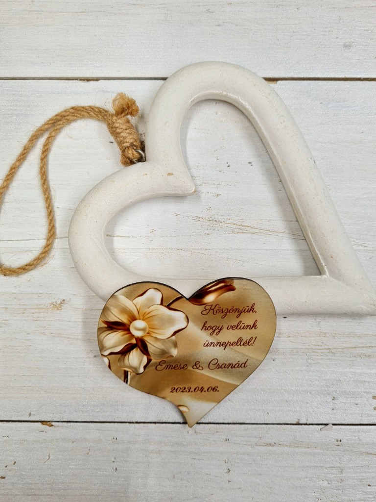 Fehér virág köszönőajándék hűtőmágnes esküvőre