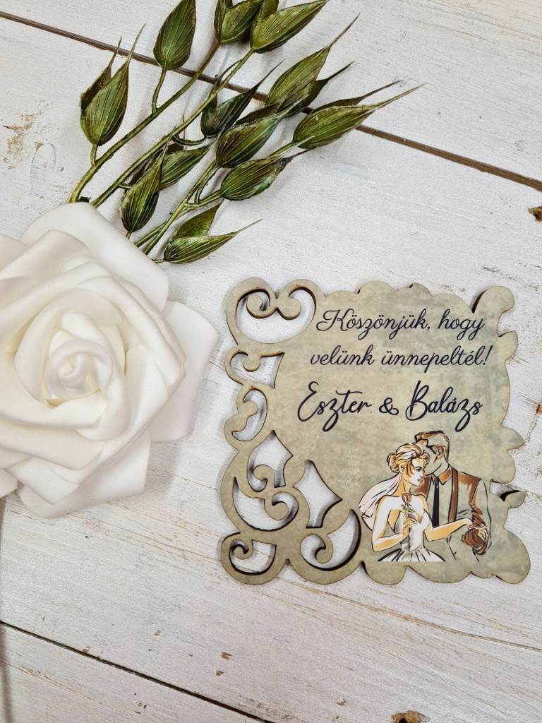 Könnyed elegancia esküvői vendégköszöntő ajándék hűtőmágnes