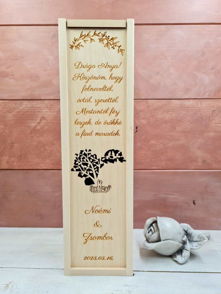 Szerelmesek a hídon esküvői boros szülőköszöntő ajándék díszdoboz