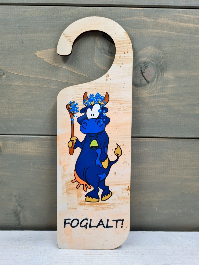 Vicces tehénkés ajtókilincs tábla fürdőszobához 