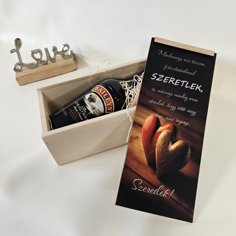 Szerelmes Szívek italos ajándék díszdoboz