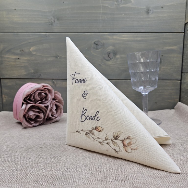 Virágszál egyedi esküvői textilhatású szalvéta