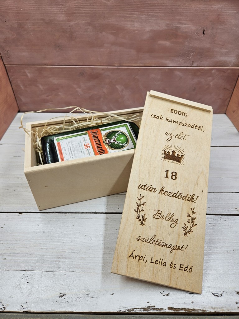 Szülinapi ajándék italos díszdoboz