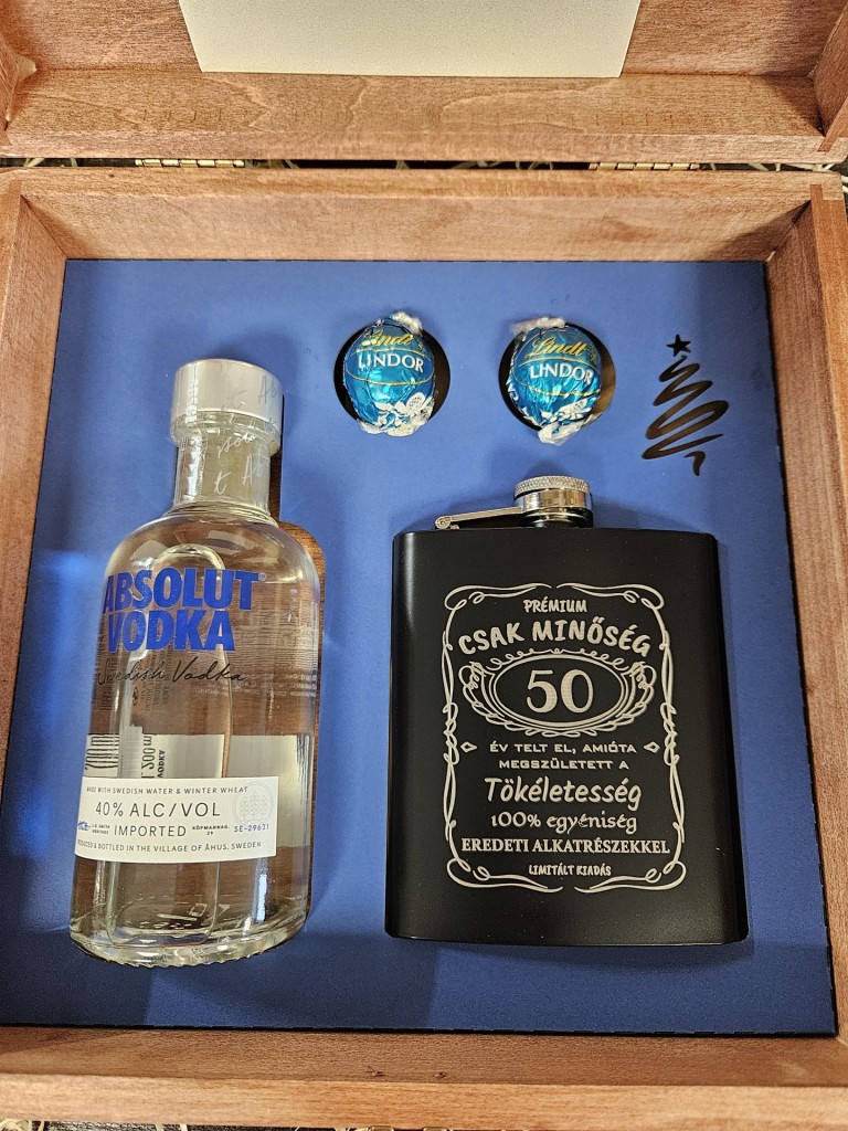 Legjobb Apa  ajándék italos, édességes díszdoboz férfiaknak