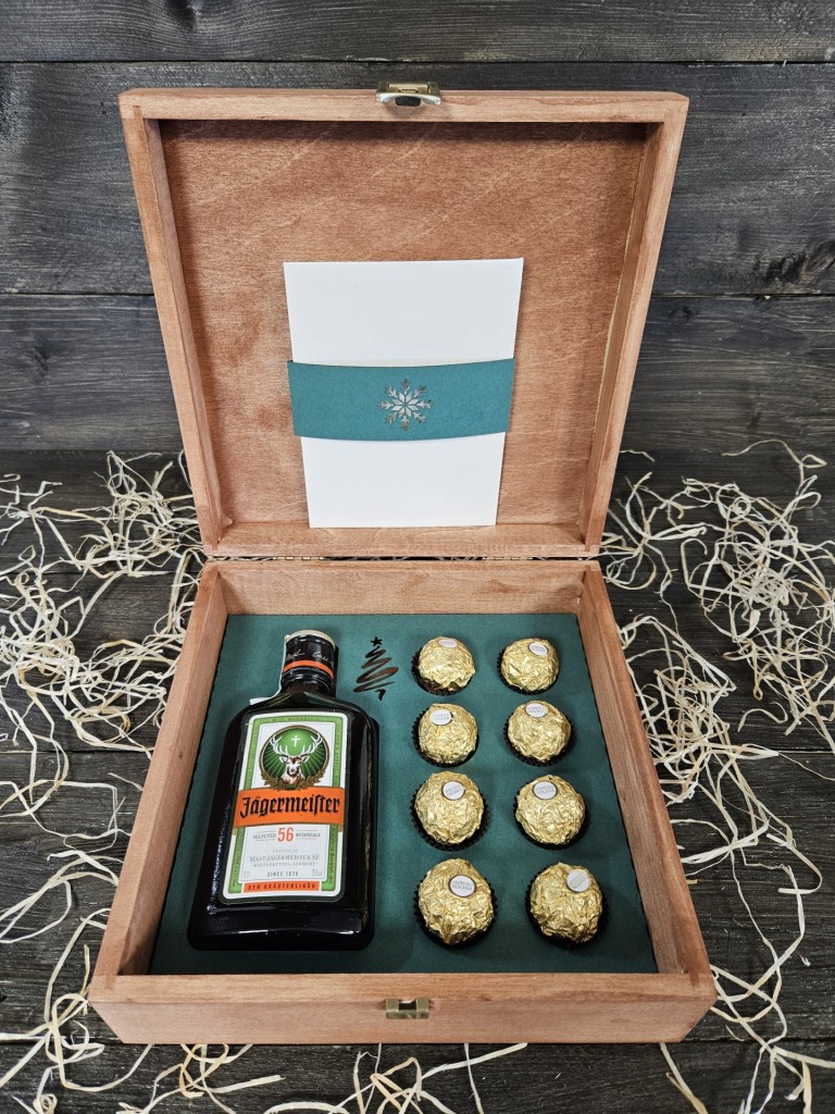 Legjobb Apa  ajándék italos, édességes díszdoboz férfiaknak