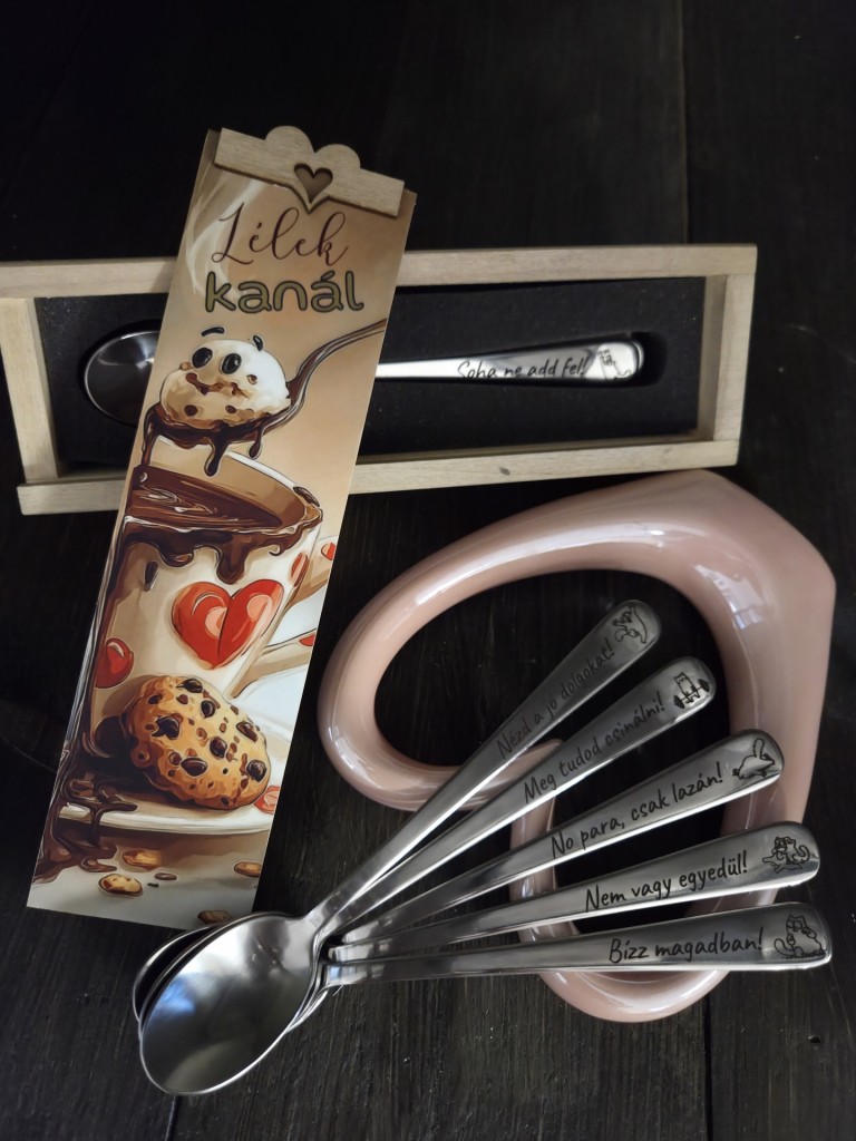 Lélek kanál gravírozott motivációs kiskanalak díszdobozban