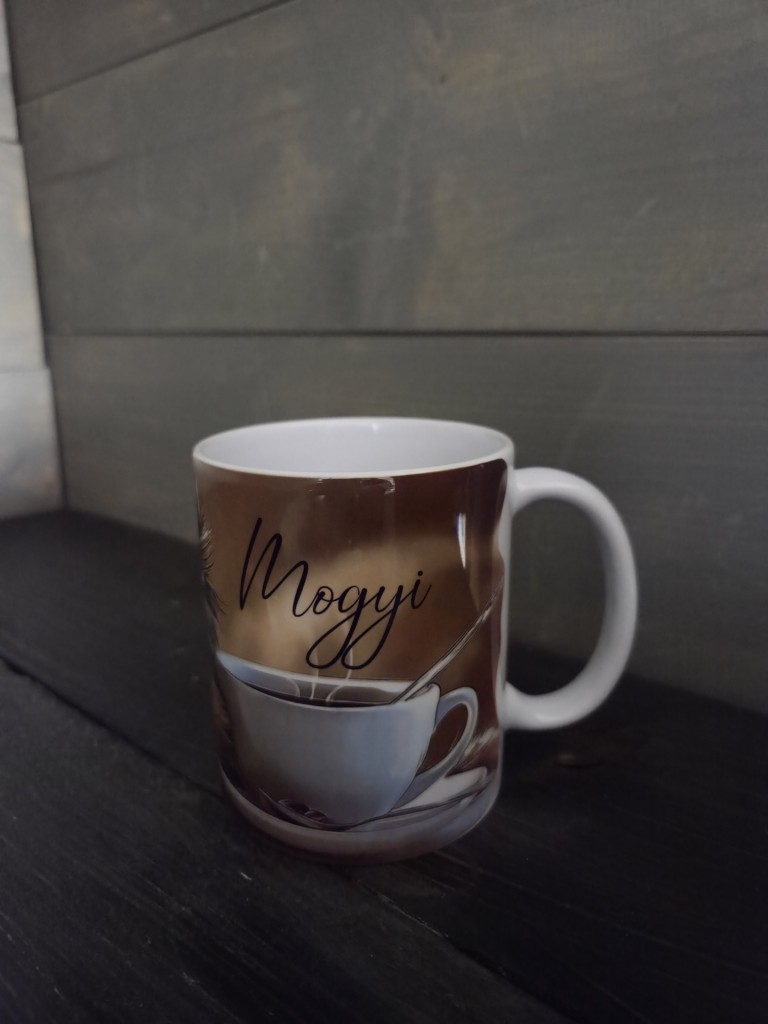 Yorkshire kutyus mintás névre szóló bögre