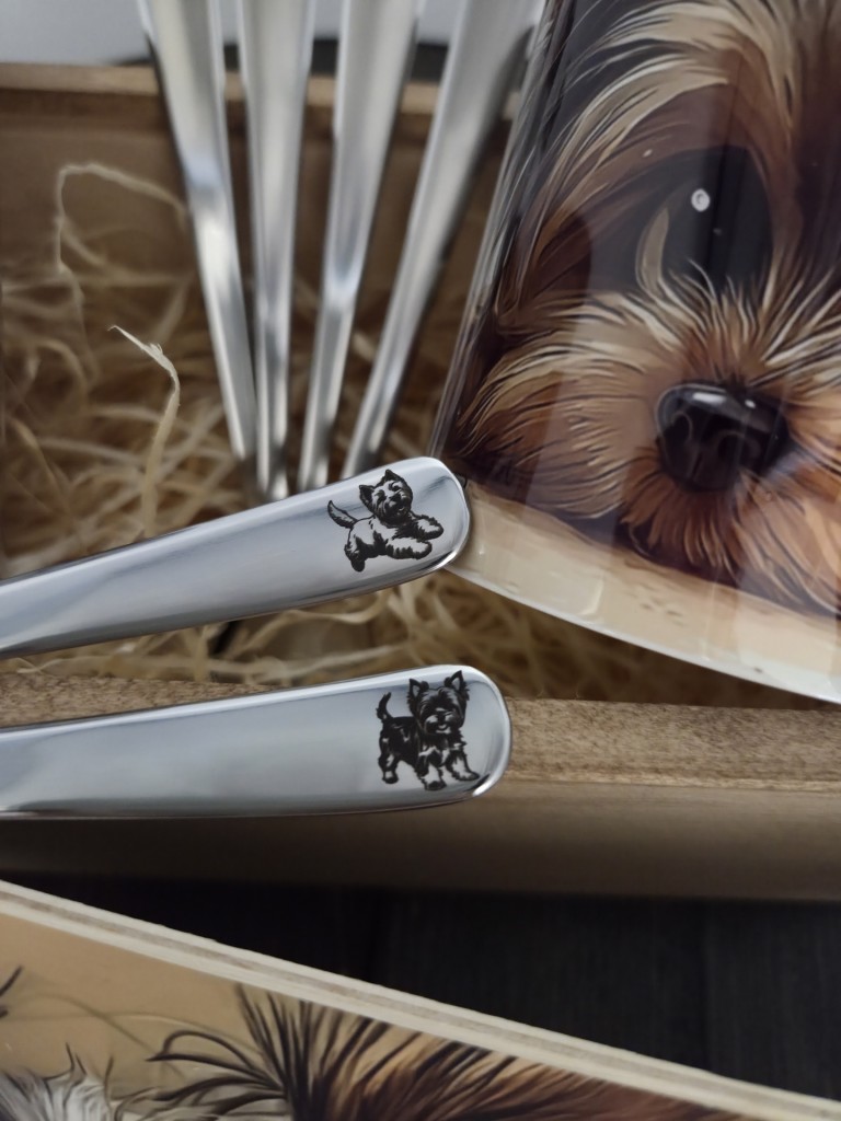 MySweetDog Yorki bögre és kiskanál szett díszdobozban