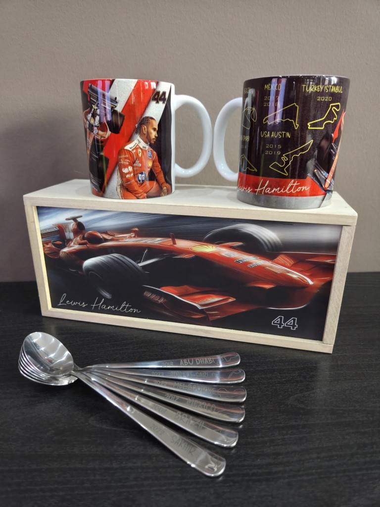 F1 Lewis Hamilton ajándékcsomag rajongóknak