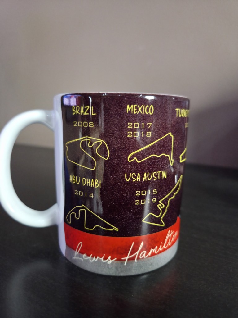 F1 Lewis Hamilton ajándékcsomag rajongóknak