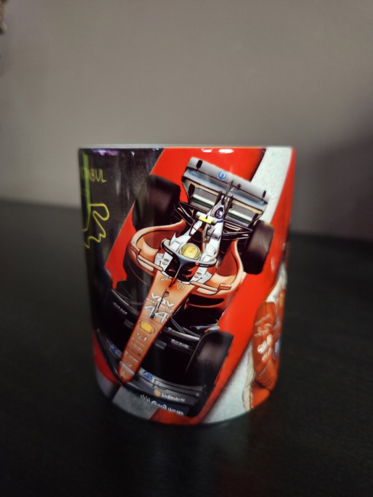 F1 Lewis Hamilton és Charles Leclerc ajándékcsomag rajongóknak