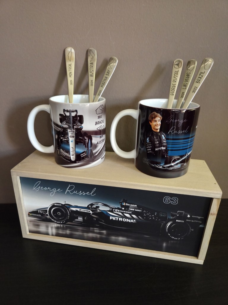 F1 George Russel ajándékcsomag rajongóknak 