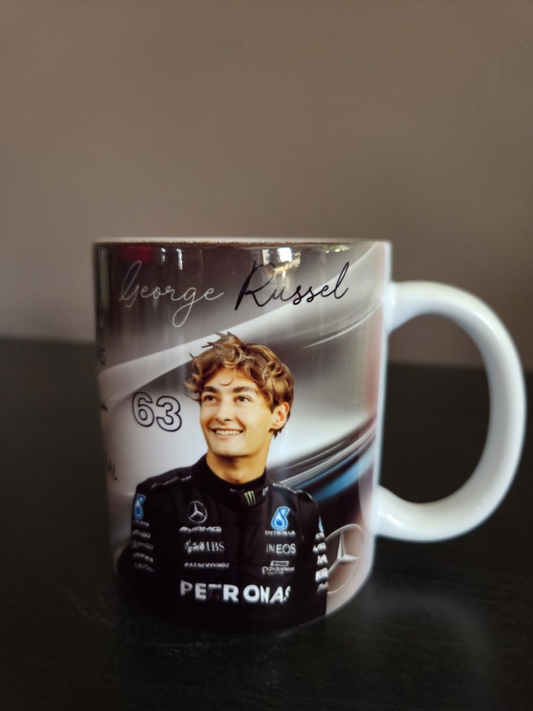 F1 George Russel és Kimi Antonelli Mercedes ajándékcsomag