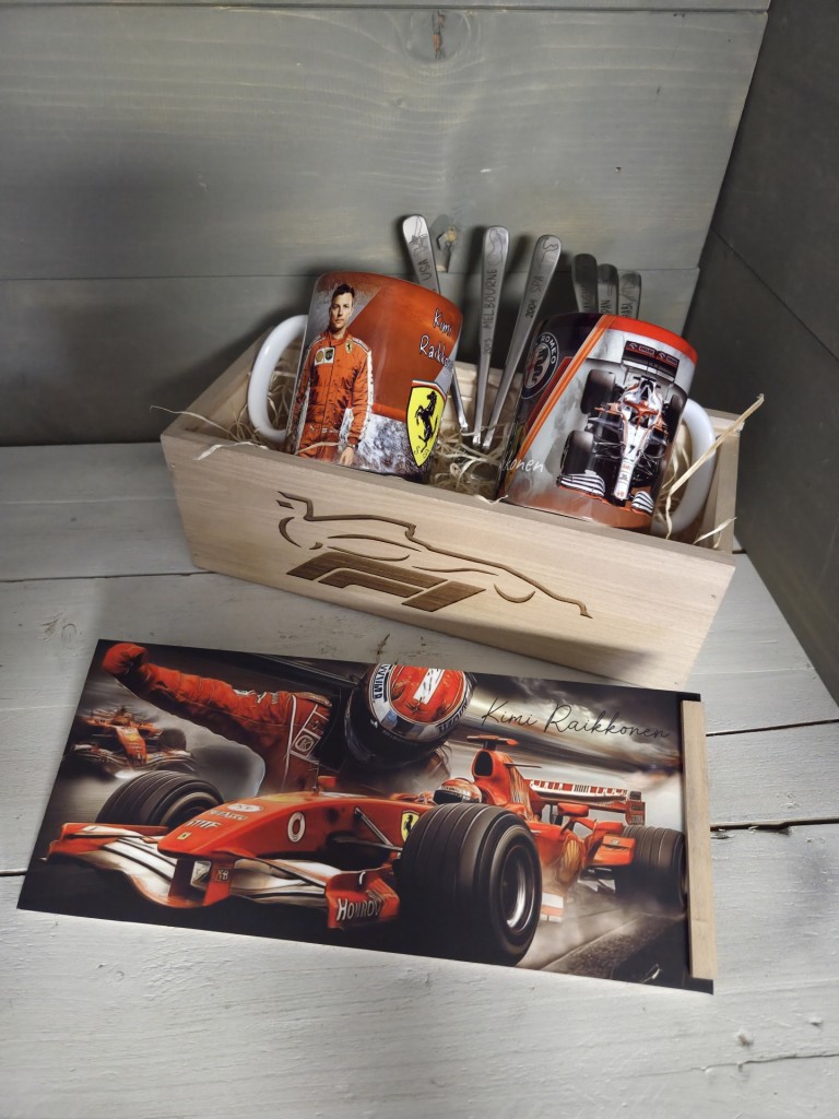 F1 Kimi Raikkonen ajándékcsomag rajongóknak
