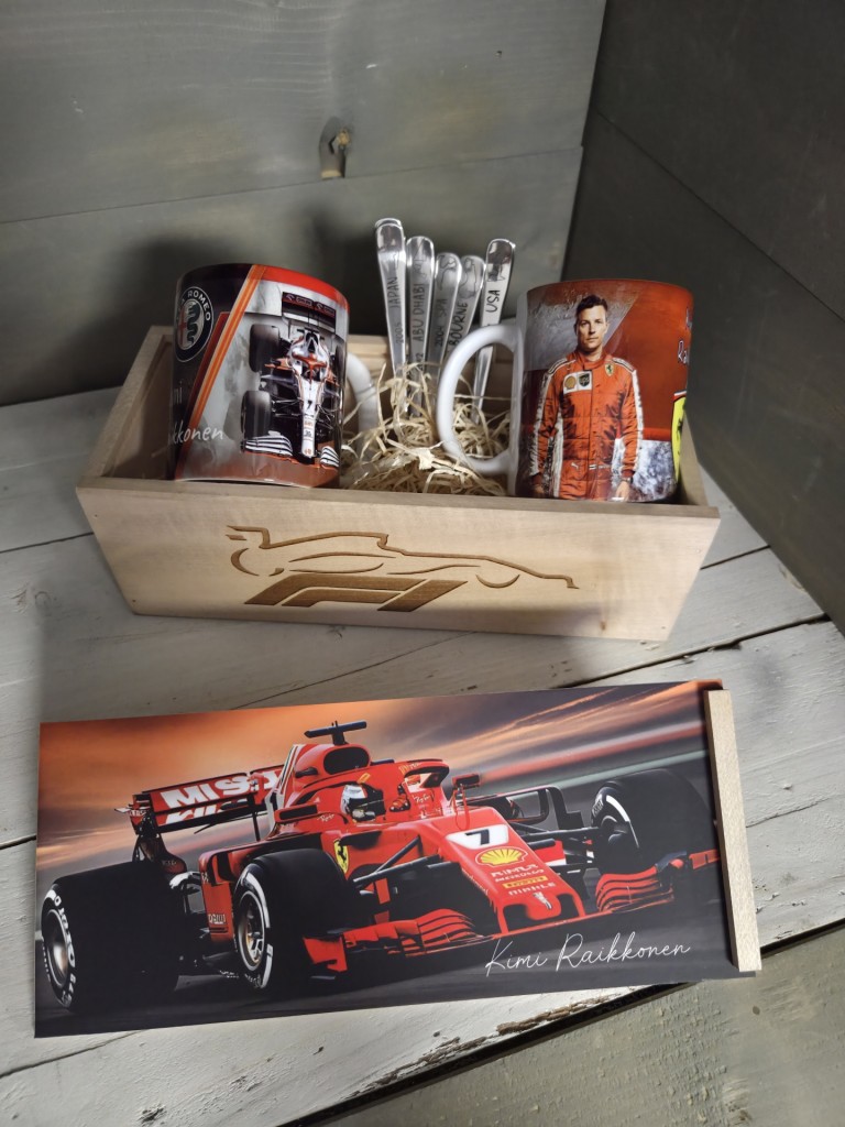 F1 Kimi Raikkonen ajándékcsomag rajongóknak