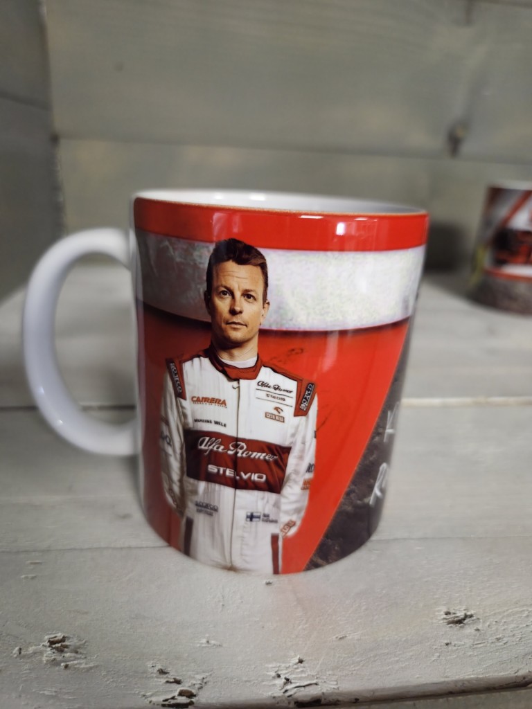 F1 Kimi Raikkonen bögre