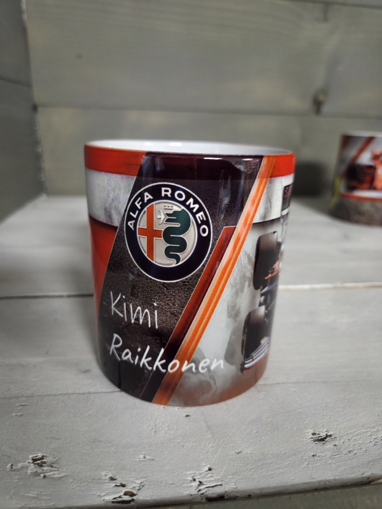 F1 Kimi Raikkonen bögre