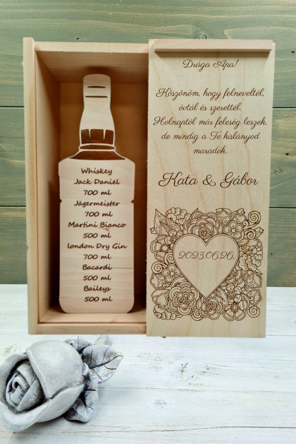 Romantikus szív italos szülőköszöntő ajándék doboz esküvőre